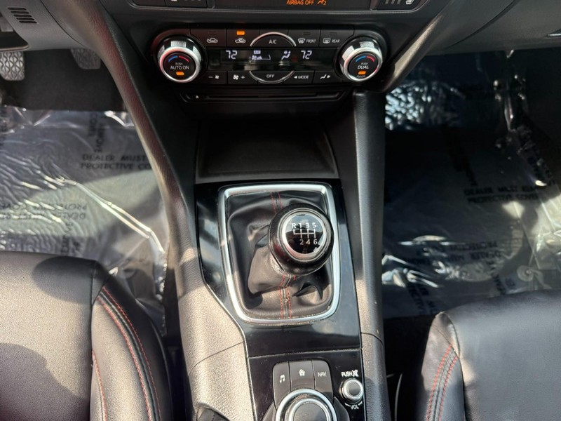 Mazda Mazda3 Hatchback Vehicle Image 18