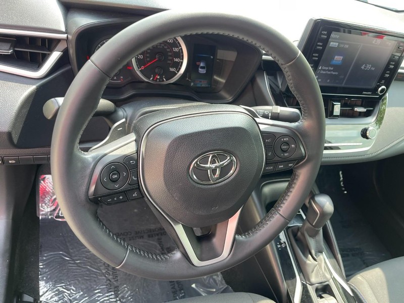 Toyota Corolla Vehicle Image 17