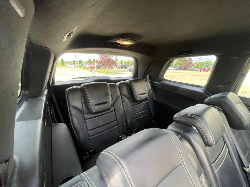 Mercedes-Benz GL-Class Vehicle Image 17