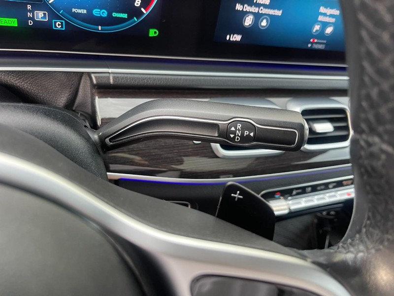 Mercedes-Benz GLS Vehicle Image 34