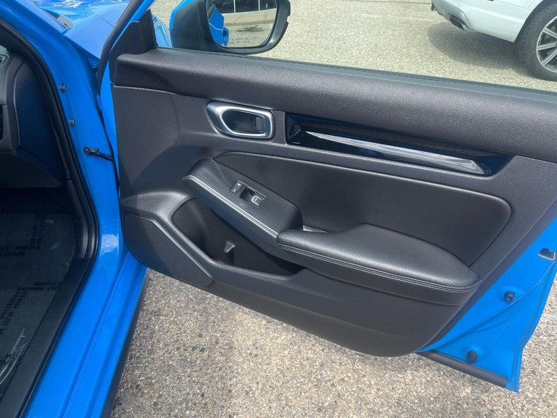 Honda CIVIC SPOR Vehicle Image 13