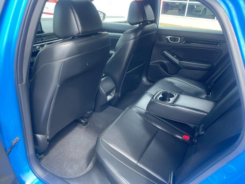 Honda CIVIC SPOR Vehicle Image 18