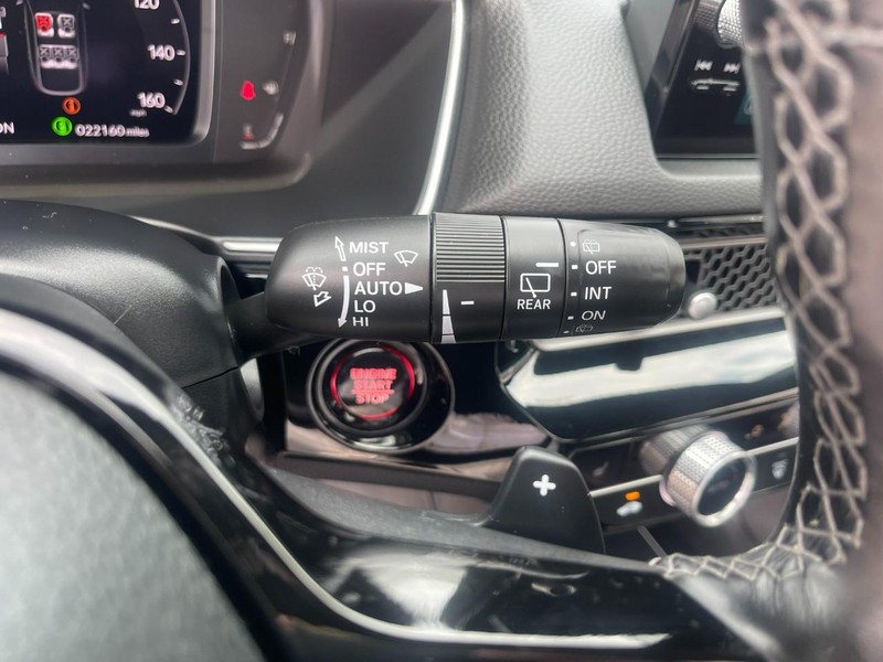 Honda CIVIC SPOR Vehicle Image 29
