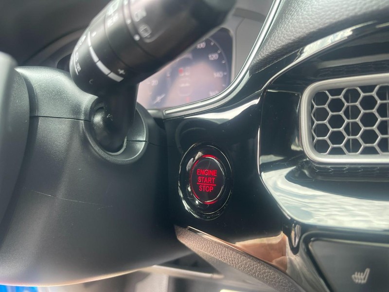 Honda CIVIC SPOR Vehicle Image 30