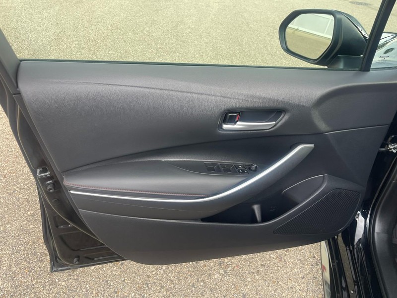 Toyota Corolla Vehicle Image 19