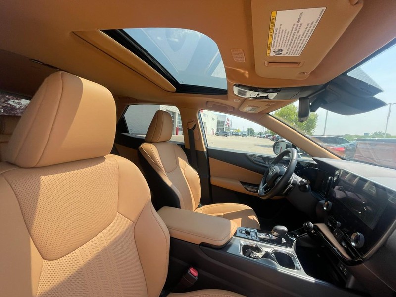 Lexus NX Vehicle Image 03
