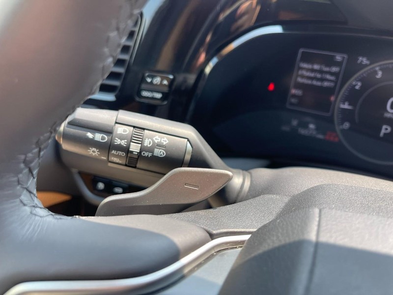 Lexus NX Vehicle Image 31