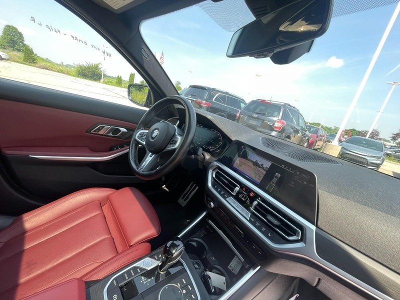 BMW 3 Series Vehicle Image 07