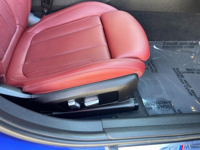 BMW 3 Series Vehicle Image 12