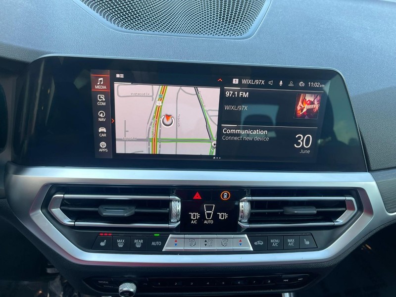 BMW 3 Series Vehicle Image 31