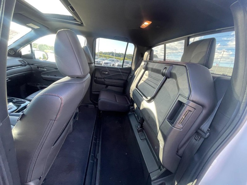 Honda Ridgeline Vehicle Image 15