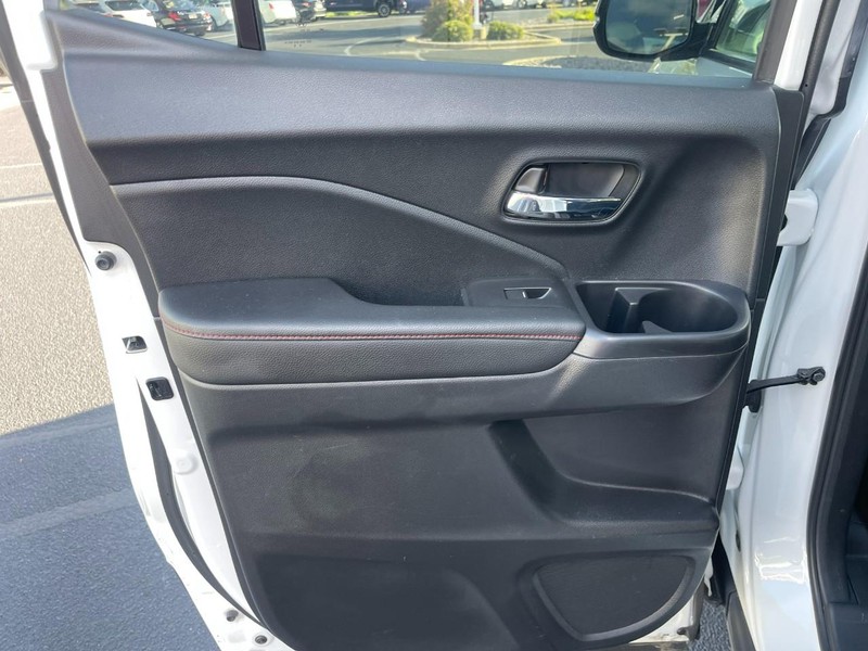 Honda Ridgeline Vehicle Image 16