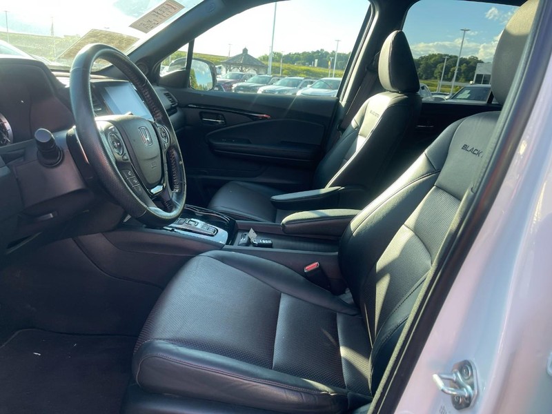 Honda Ridgeline Vehicle Image 17