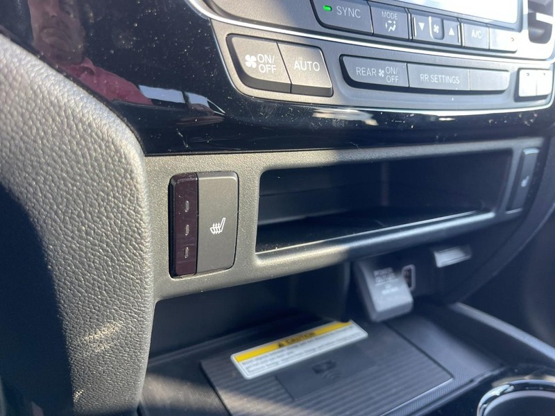 Honda Ridgeline Vehicle Image 24