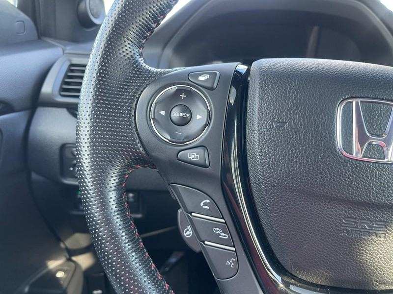Honda Ridgeline Vehicle Image 26