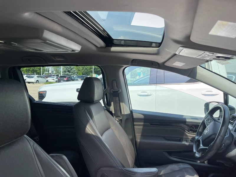 Honda Odyssey Vehicle Image 03