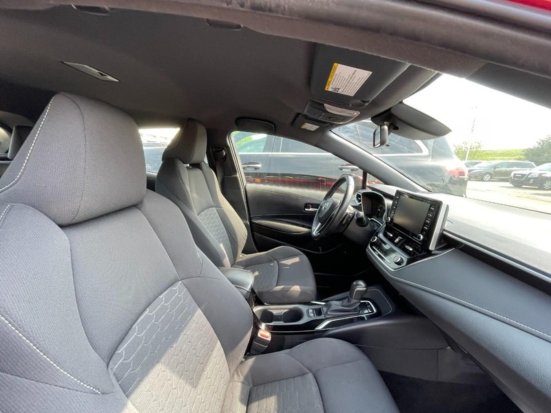 Toyota Corolla Hatchback Vehicle Image 03