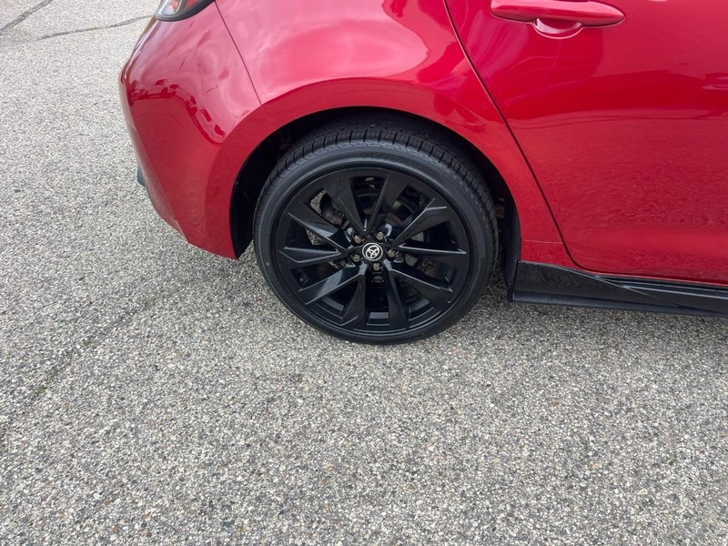 Toyota Corolla Hatchback Vehicle Image 08