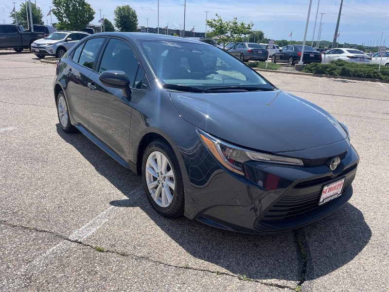 Toyota Corolla Vehicle Image 02