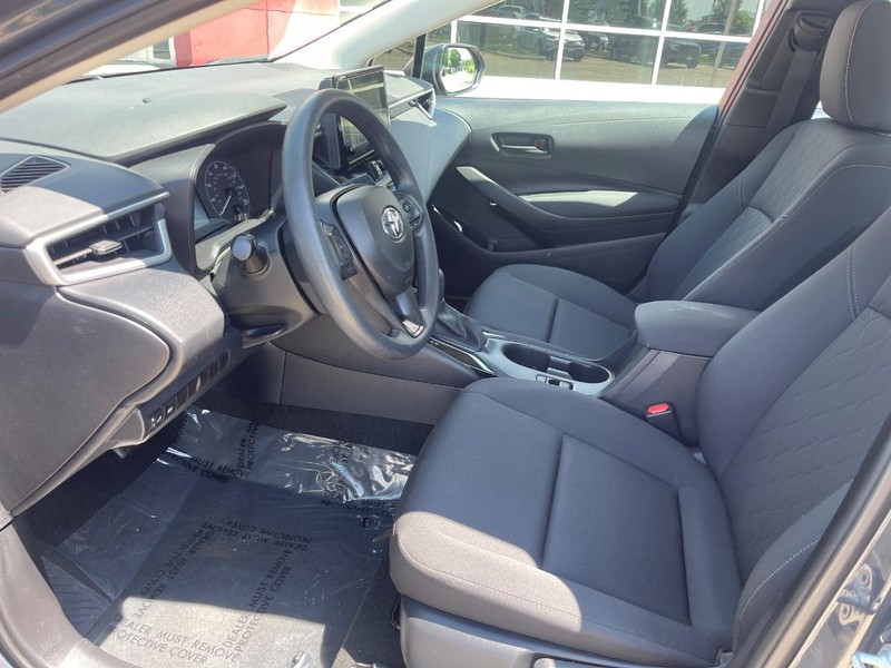 Toyota Corolla Vehicle Image 16