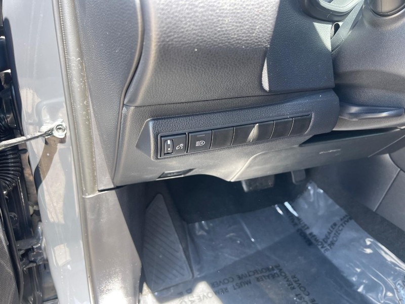 Toyota Corolla Vehicle Image 21