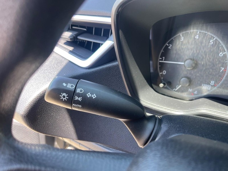 Toyota Corolla Vehicle Image 22
