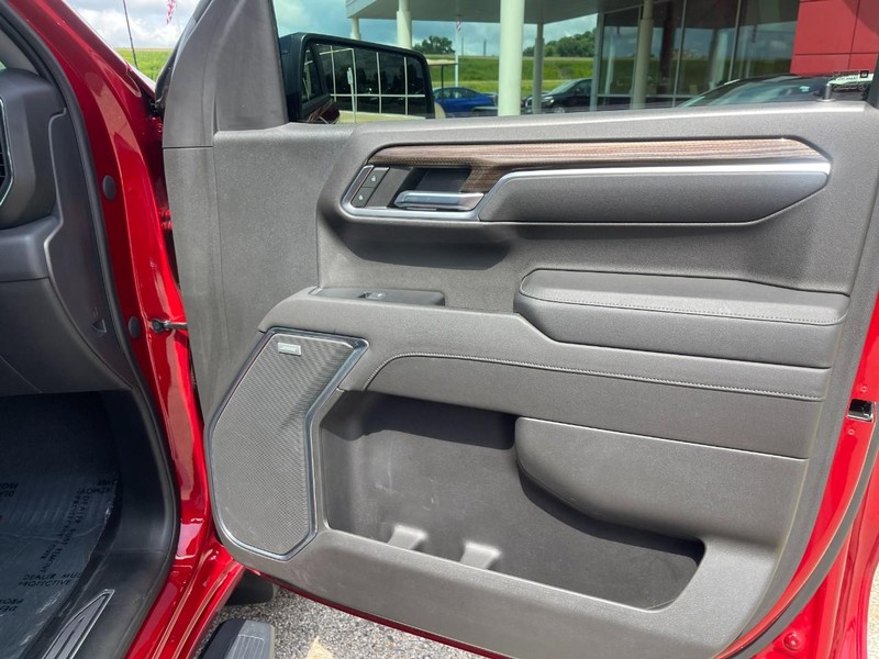 Chevrolet Silverado 1500 Vehicle Image 12