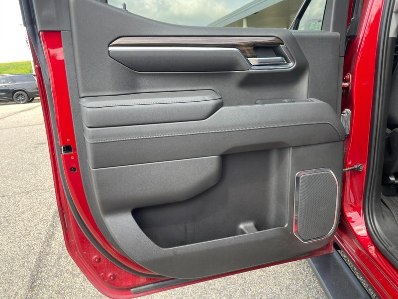 Chevrolet Silverado 1500 Vehicle Image 17