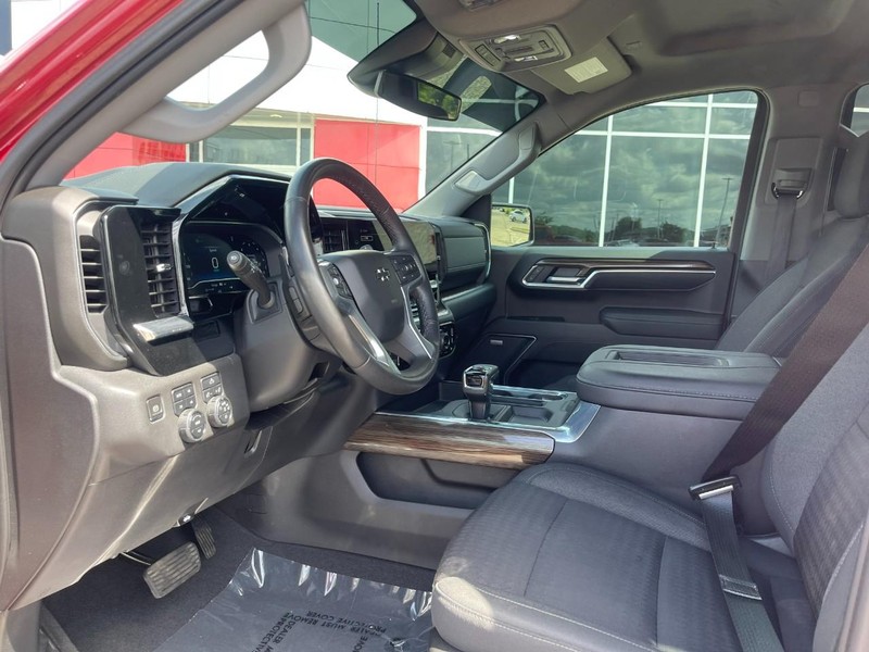 Chevrolet Silverado 1500 Vehicle Image 18