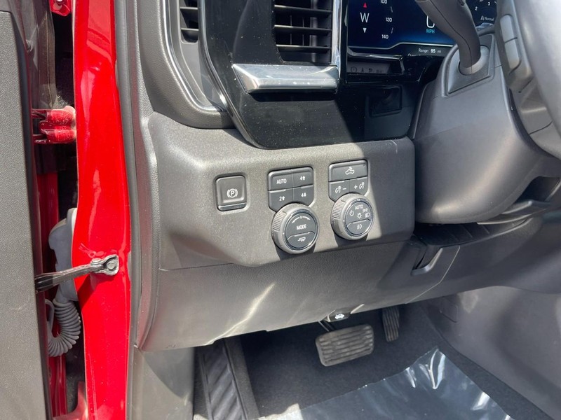 Chevrolet Silverado 1500 Vehicle Image 21