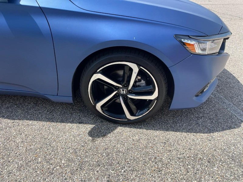 Honda Accord Sedan Vehicle Image 07