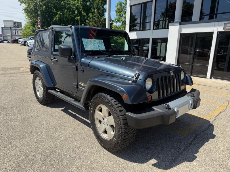 Jeep Wrangler Vehicle Image 03