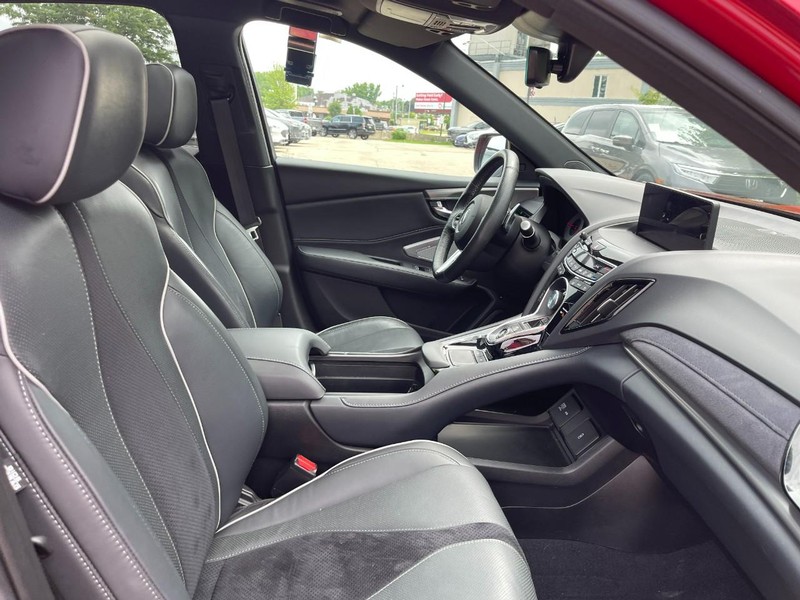Acura RDX Vehicle Image 11