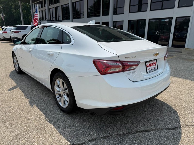 Chevrolet Malibu Vehicle Image 07