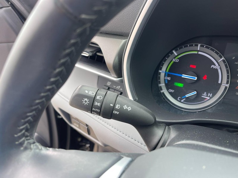 Toyota Highlander Hybrid Vehicle Image 18