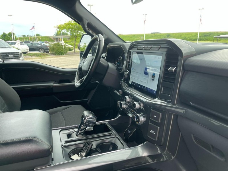 Ford F-150 Vehicle Image 09