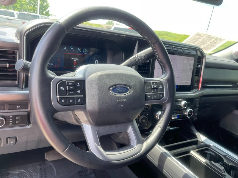Ford Super Duty F-250 SRW Vehicle Image 27