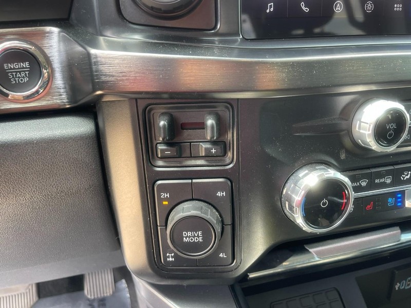 Ford Super Duty F-250 SRW Vehicle Image 34