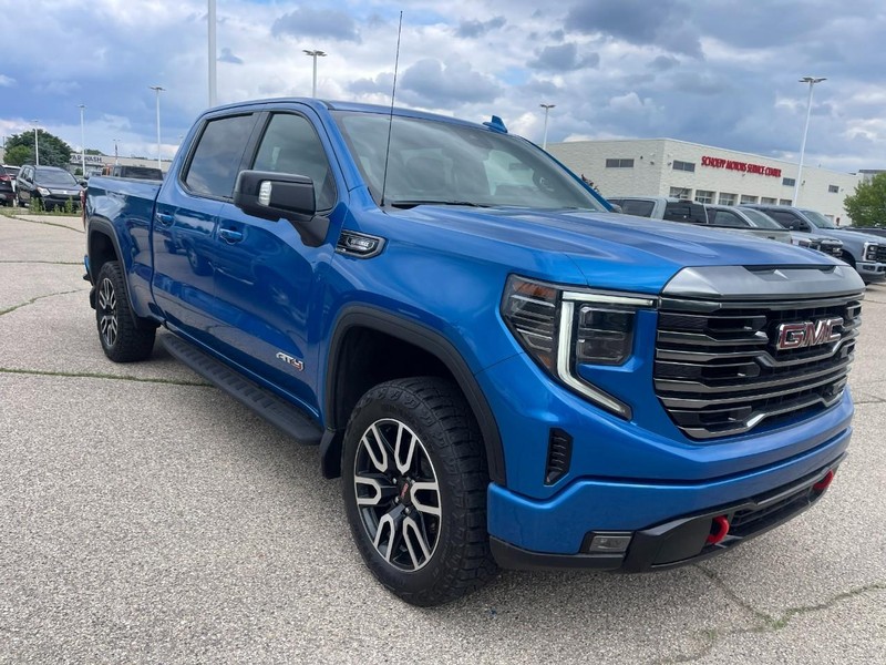 GMC Sierra 1500 Vehicle Image 02