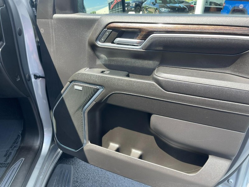 GMC Sierra 1500 Vehicle Image 14