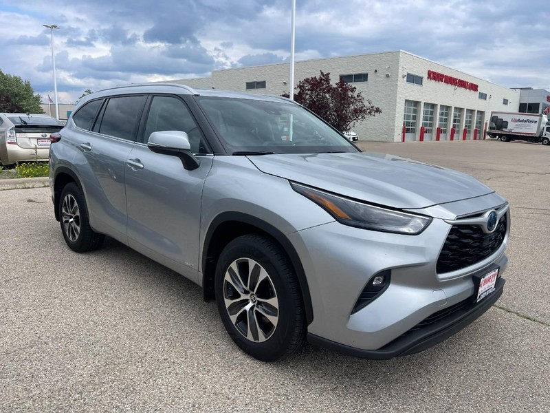 Toyota Highlander Hybrid Vehicle Image 02