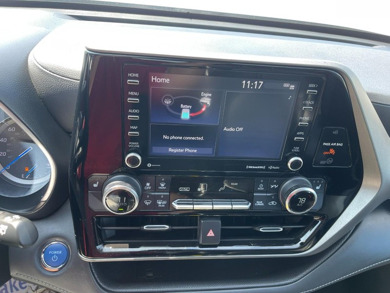 Toyota Highlander Hybrid Vehicle Image 28