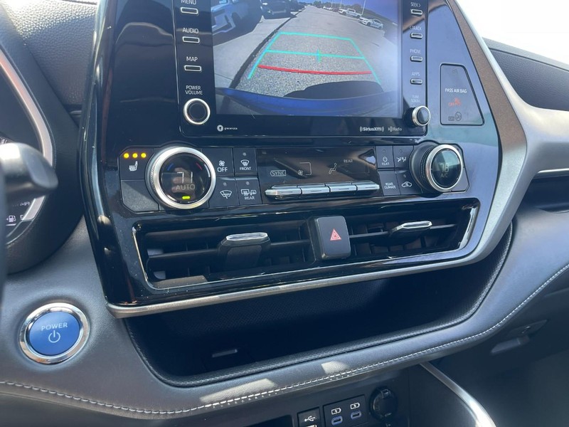 Toyota Highlander Hybrid Vehicle Image 37