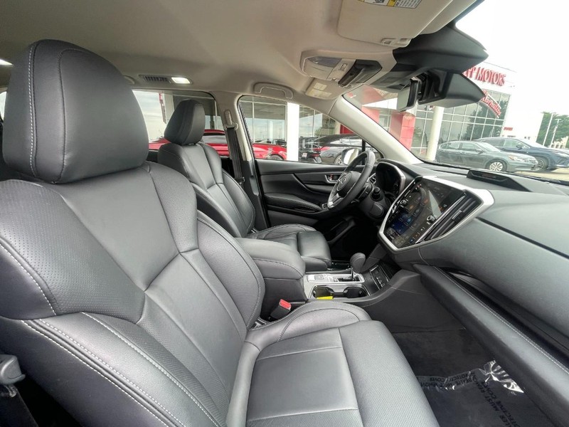 Subaru Ascent Vehicle Image 10
