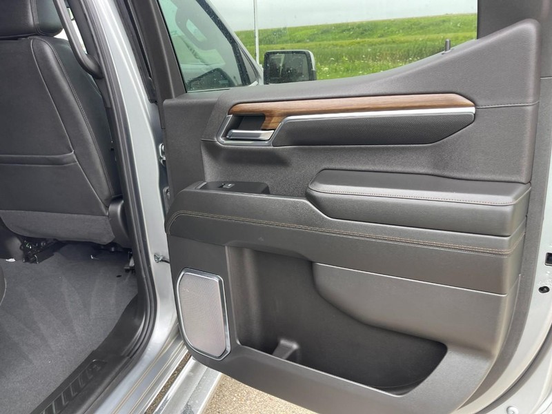 Chevrolet Silverado 1500 Vehicle Image 19