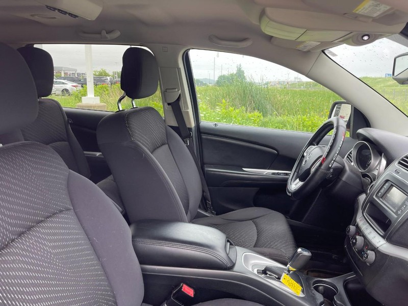 Dodge Journey Vehicle Image 03