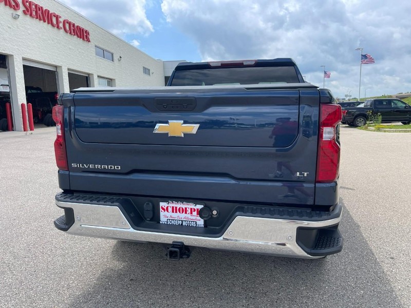 Chevrolet Silverado 1500 Vehicle Image 04