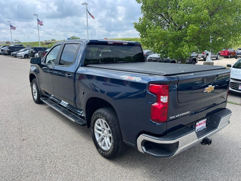 Chevrolet Silverado 1500 Vehicle Image 05