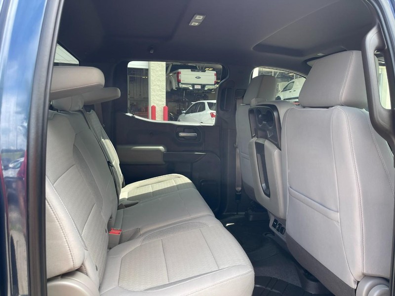 Chevrolet Silverado 1500 Vehicle Image 14
