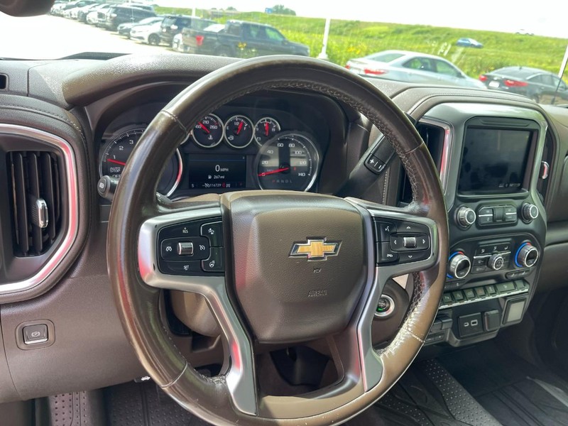 Chevrolet Silverado 1500 Vehicle Image 23